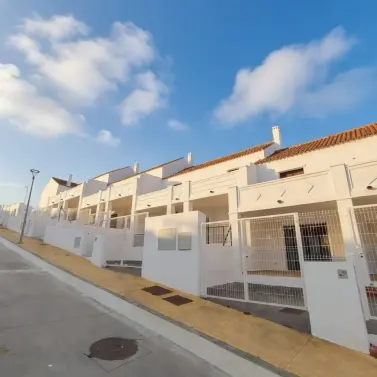 Venta de adosado en Doña Julia