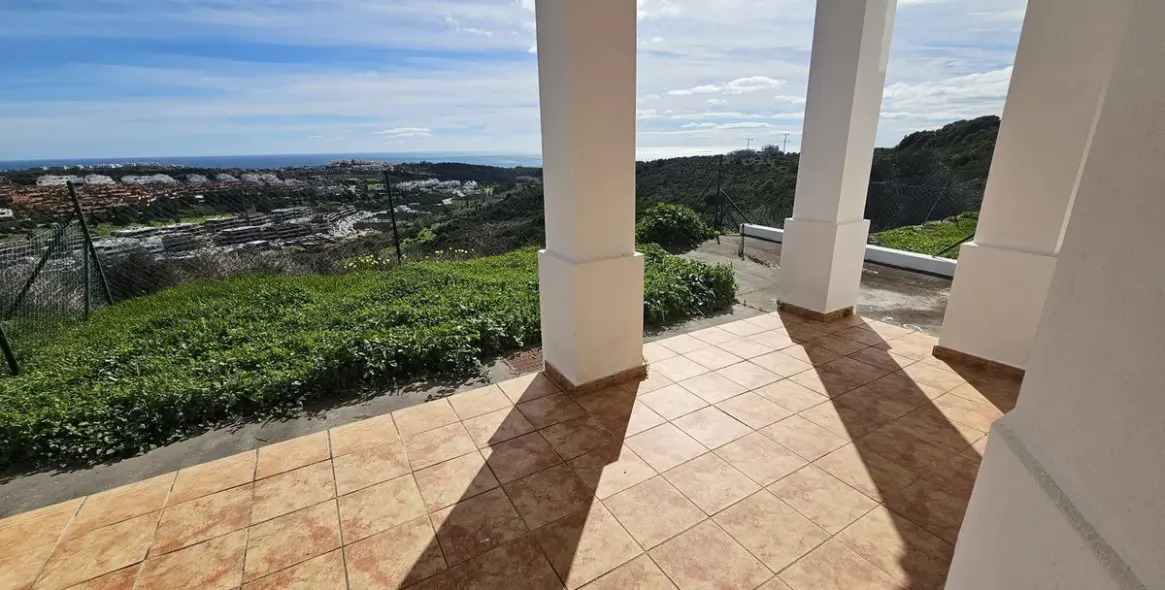 Venta de adosado en Doña Julia 23