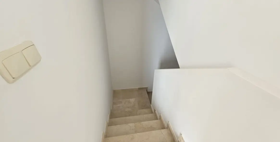 Venta de adosado en Doña Julia 28