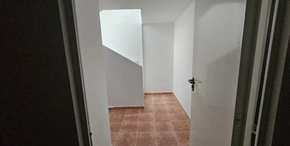 Venta de adosado en Doña Julia 32