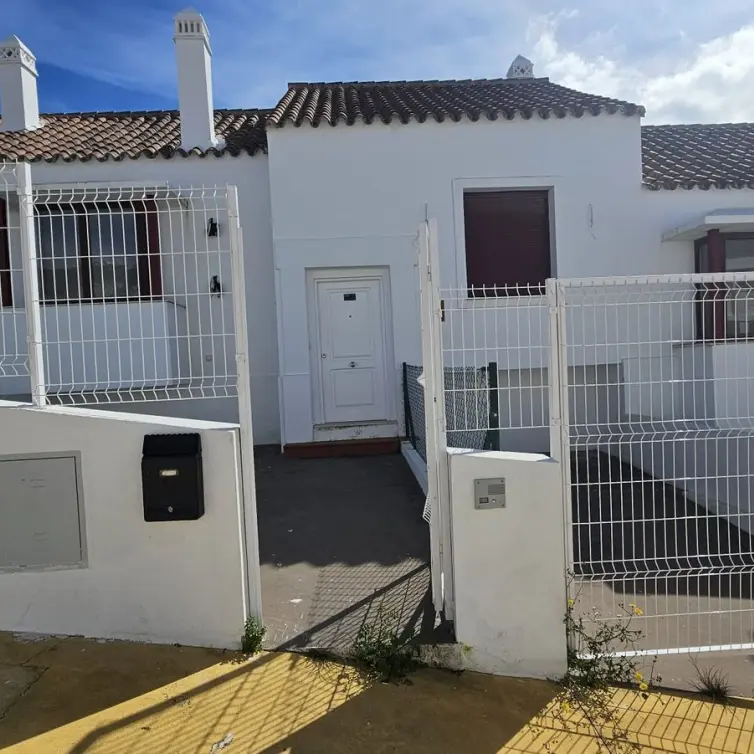 Venta de adosado en Doña Julia