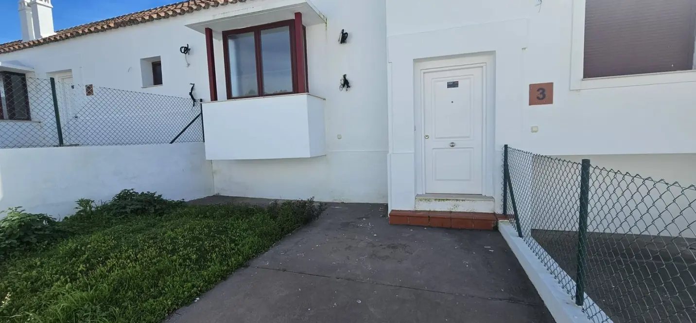 Venta de adosado en Doña Julia 2