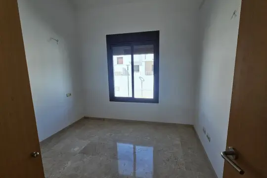 Image 7 thumb