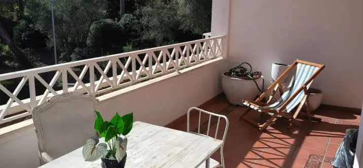 Venta de apartamento en planta media en Río Real 1