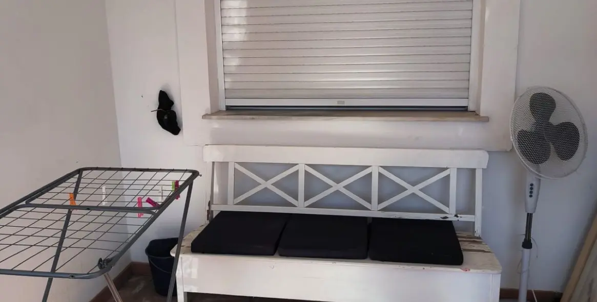 Venta de apartamento en planta media en Río Real 12