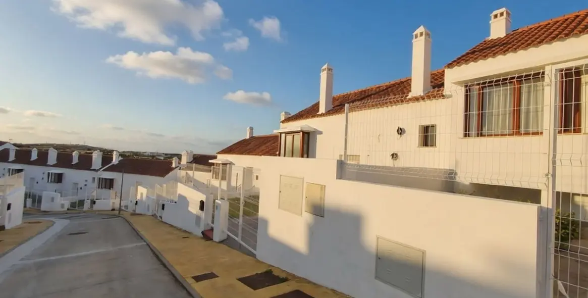 Venta de adosado en Doña Julia 6