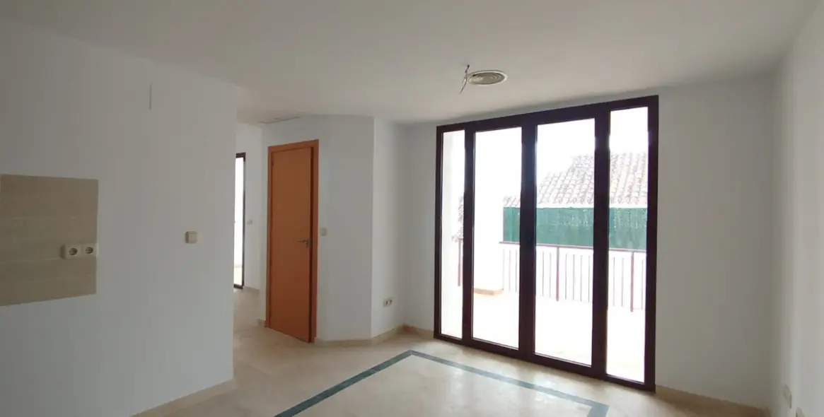 Venta de adosado en Doña Julia 13