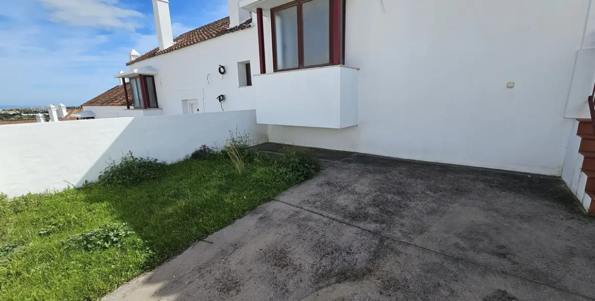 Sale of townhouse in Doña Julia 4