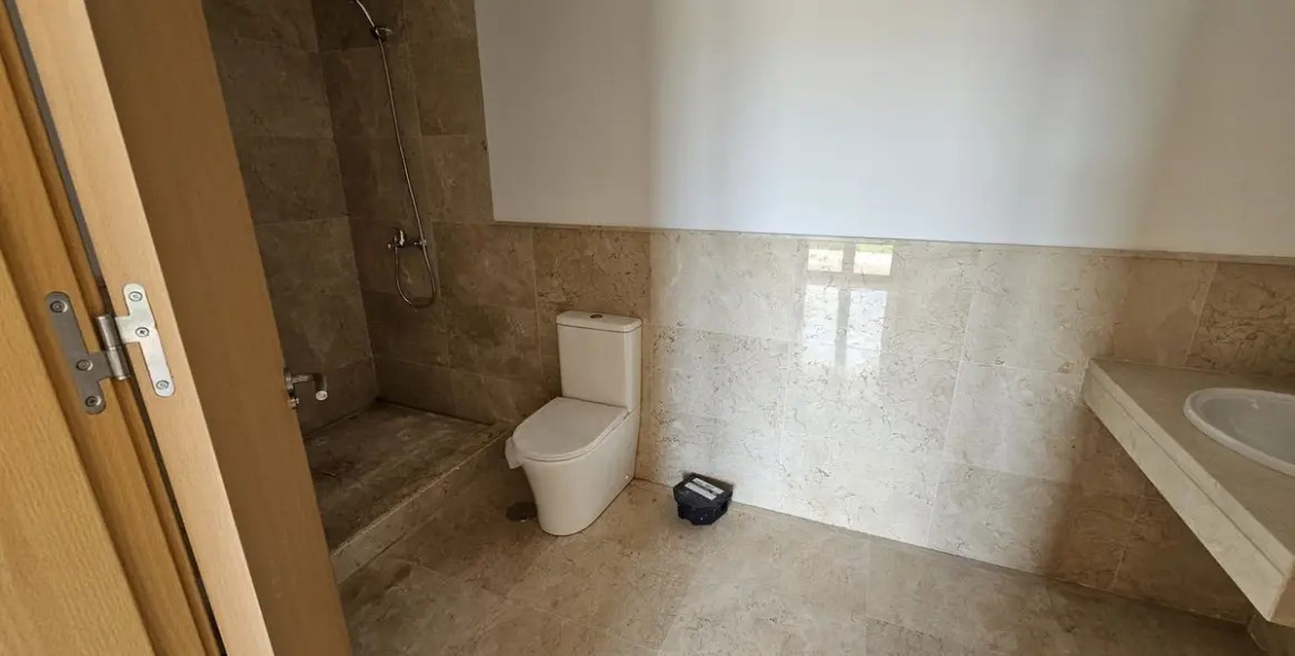 Sale of townhouse in Doña Julia 18