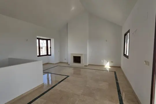 Image 7 thumb