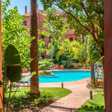 Sale of ground floor apartment in Marbella