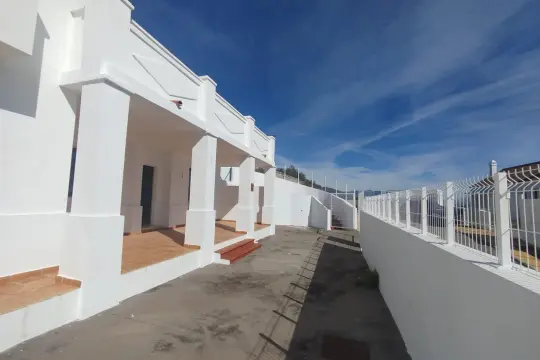 Image 4 thumb