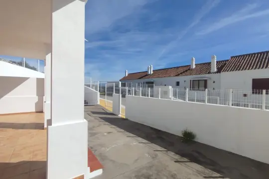 Image 6 thumb