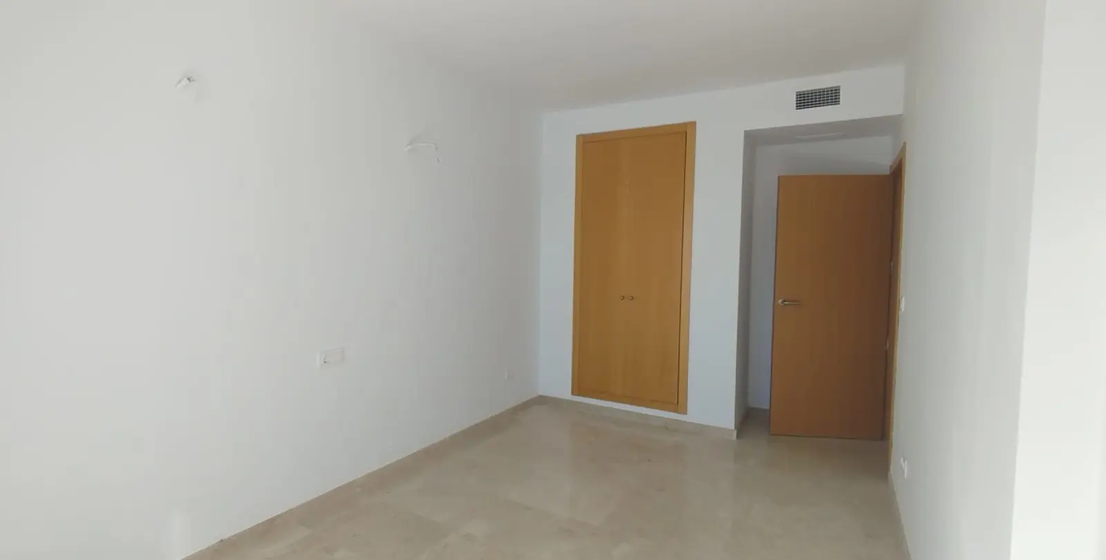 Venta de adosado en Doña Julia 15