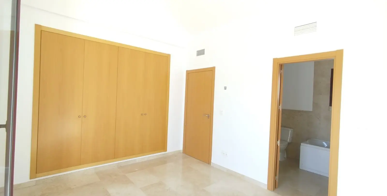 Venta de adosado en Doña Julia 20