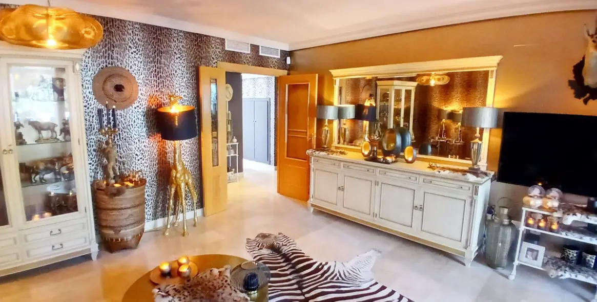 Sale of penthouse duplex in Torrequebrada 2