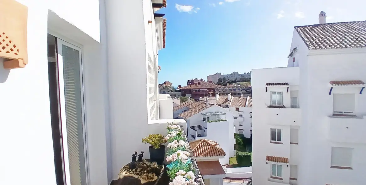 Sale of penthouse duplex in Torrequebrada 30