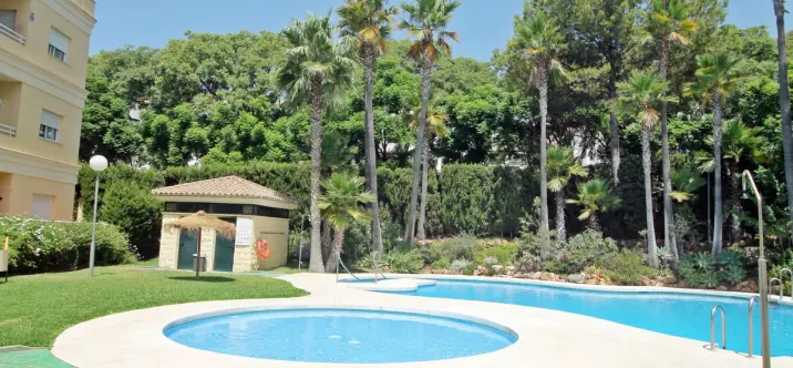 Sale of penthouse in Benalmadena 1