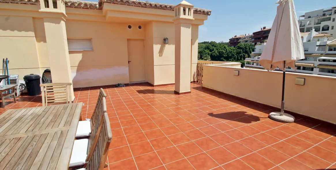 Sale of penthouse in Benalmadena 5