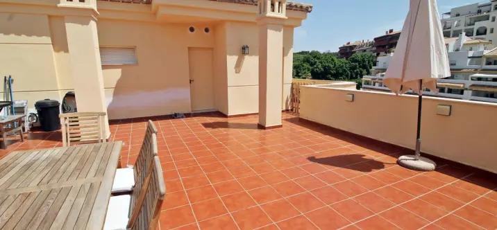 Sale of penthouse in Benalmadena 4