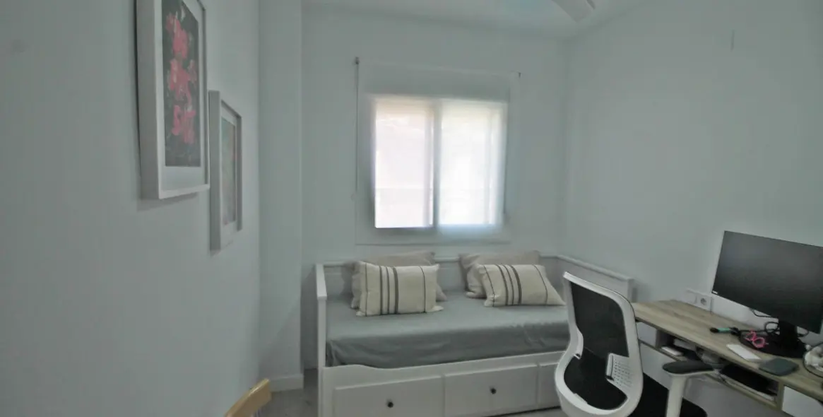 Sale of penthouse in Benalmadena 23