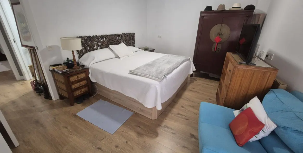 Sale of middle floor apartment in Marbella 3