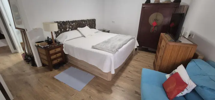 Sale of middle floor apartment in Marbella 2