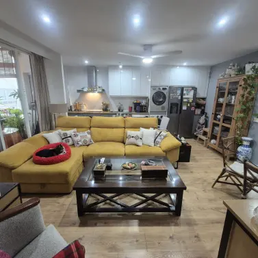 Sale of middle floor apartment in Marbella