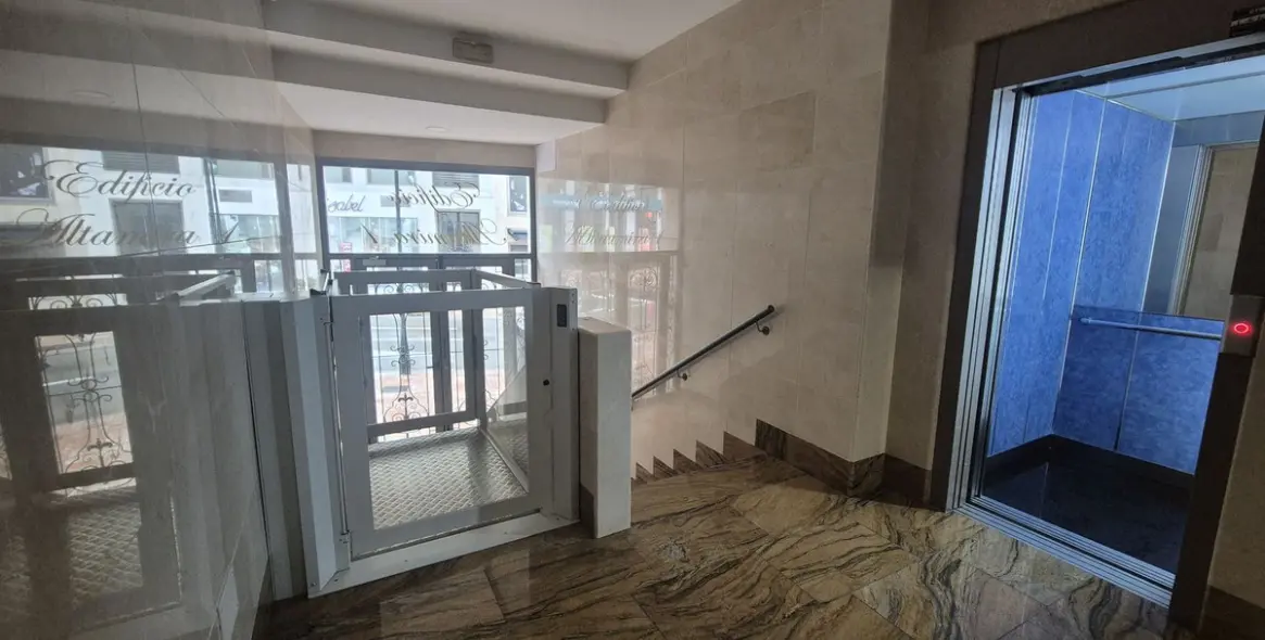 Sale of middle floor apartment in Marbella 13