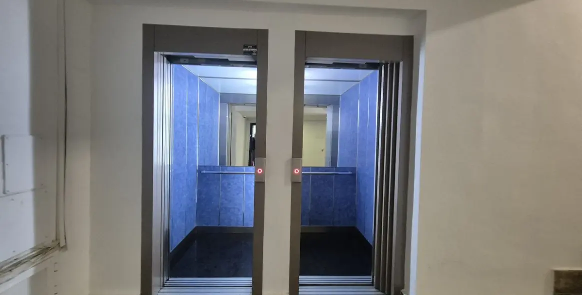 Sale of middle floor apartment in Marbella 29