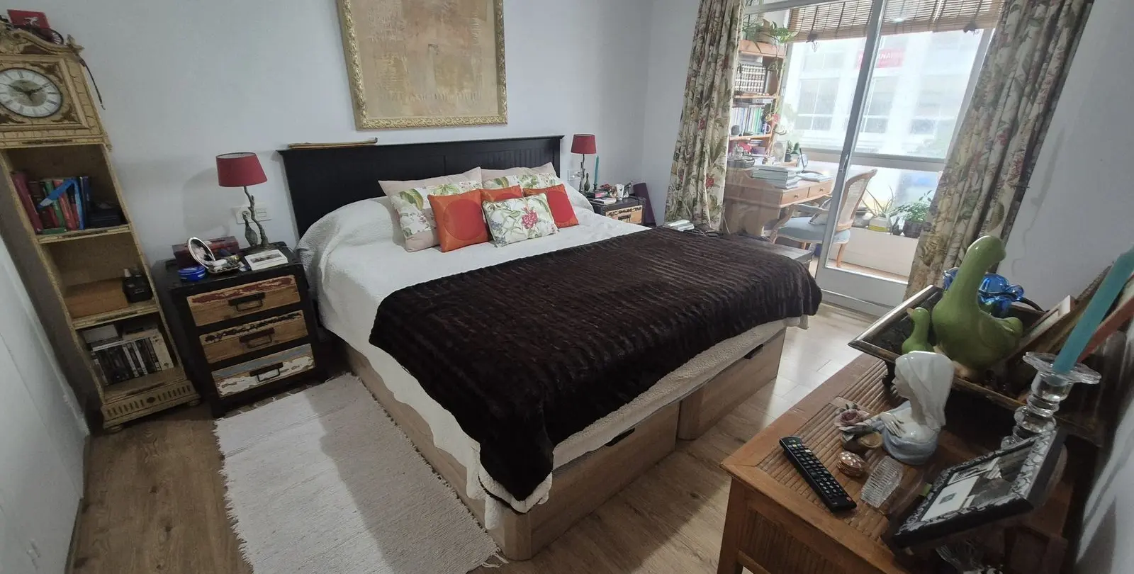 Sale of middle floor apartment in Marbella 2
