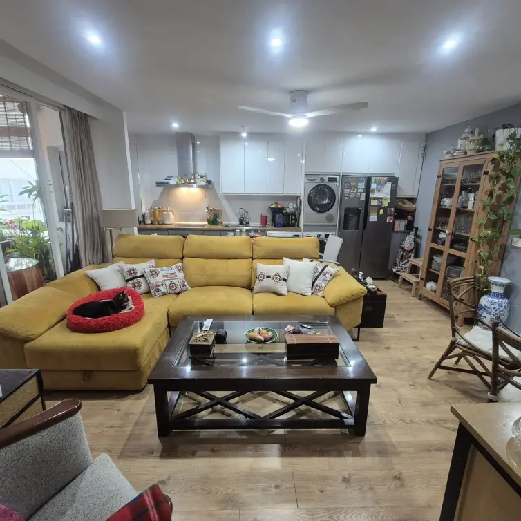 Sale of middle floor apartment in Marbella
