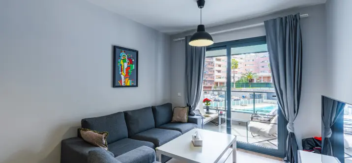 Продажа апартаментов на среднем этаже в Las Lagunas 0