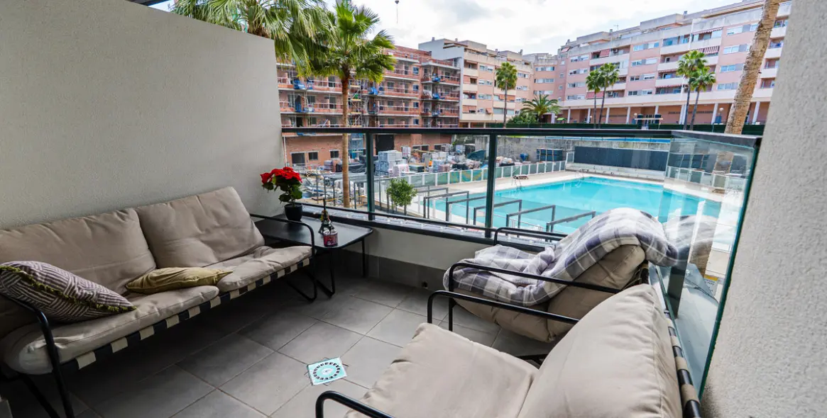 Продажа апартаментов на среднем этаже в Las Lagunas 2