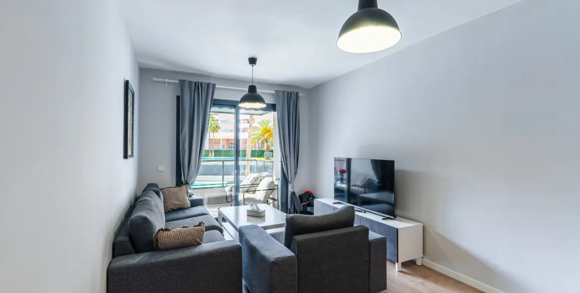 Продажа апартаментов на среднем этаже в Las Lagunas 5