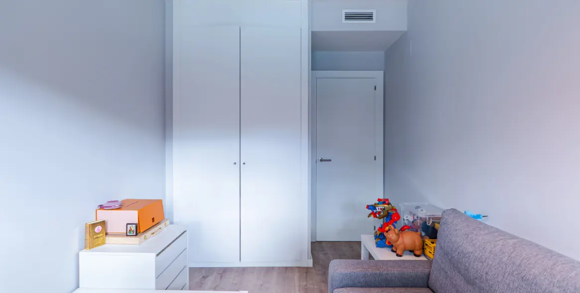 Продажа апартаментов на среднем этаже в Las Lagunas 10