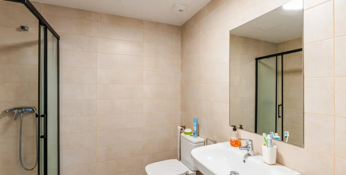 Продажа апартаментов на среднем этаже в Las Lagunas 16