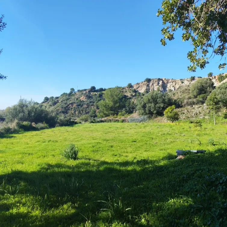 Продажа  жилого участка в Marbella
