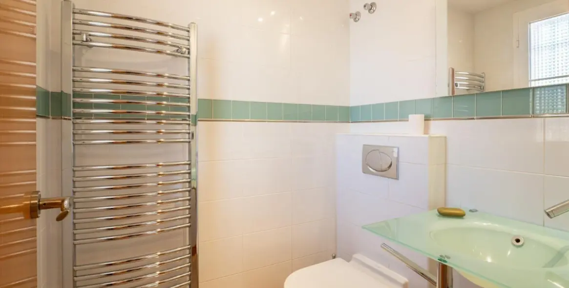 Sale of semi-detached house in Fuengirola 16
