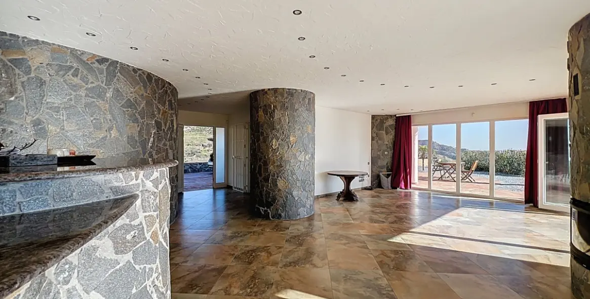 Venta de villa independiente en Arenas 13