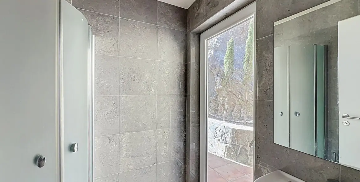 Продажа  отдельно стоящей виллы в Arenas 26