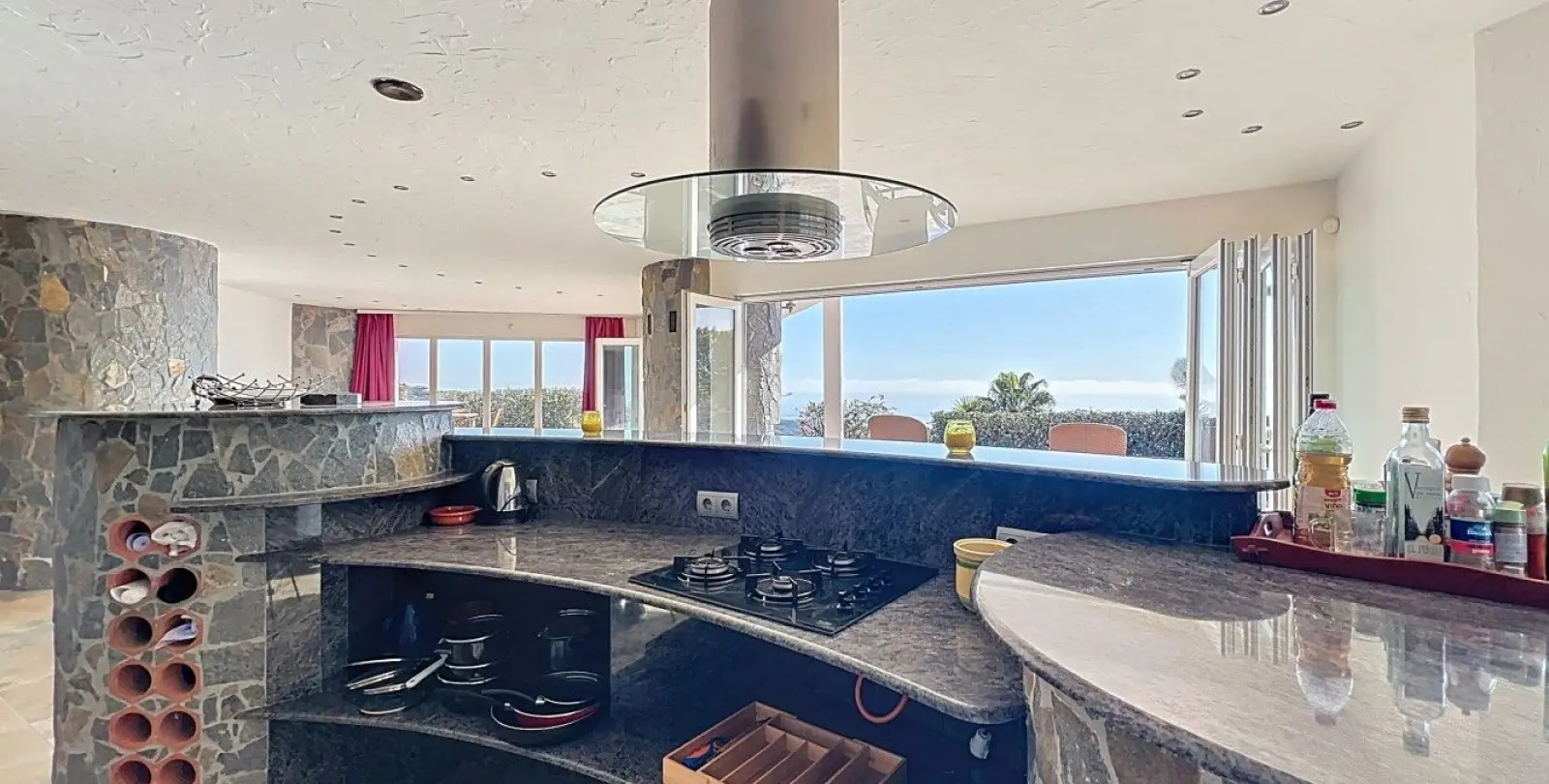 Продажа  отдельно стоящей виллы в Algarrobo 16