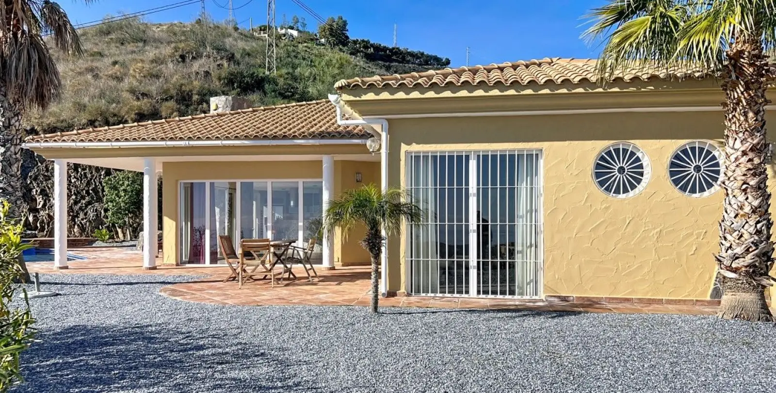 Продажа  отдельно стоящей виллы в Algarrobo 38