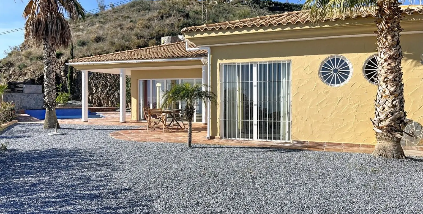 Продажа  отдельно стоящей виллы в Algarrobo 46