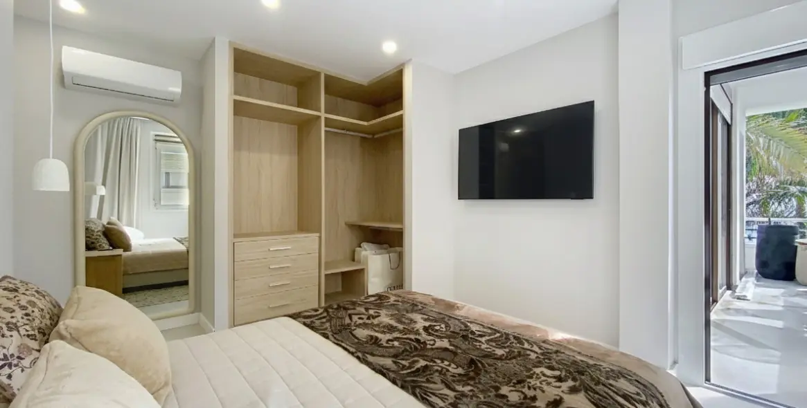 Sale of middle floor apartment in Estepona 28