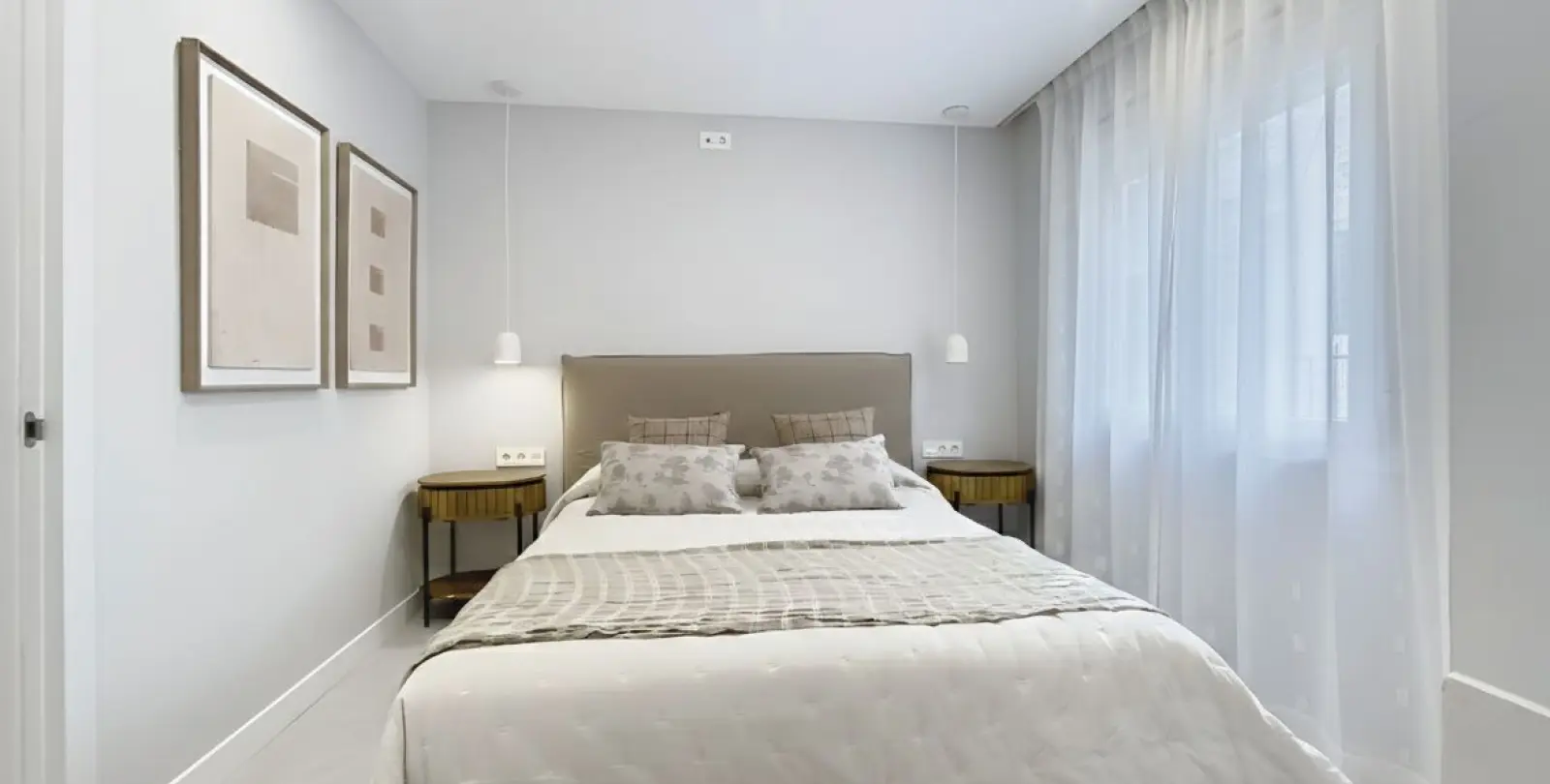 Venta de apartamento en planta media en Estepona 33