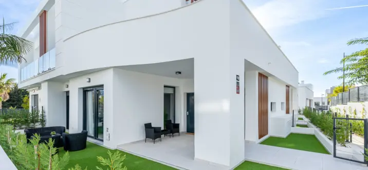 Sale of townhouse in Estepona 0