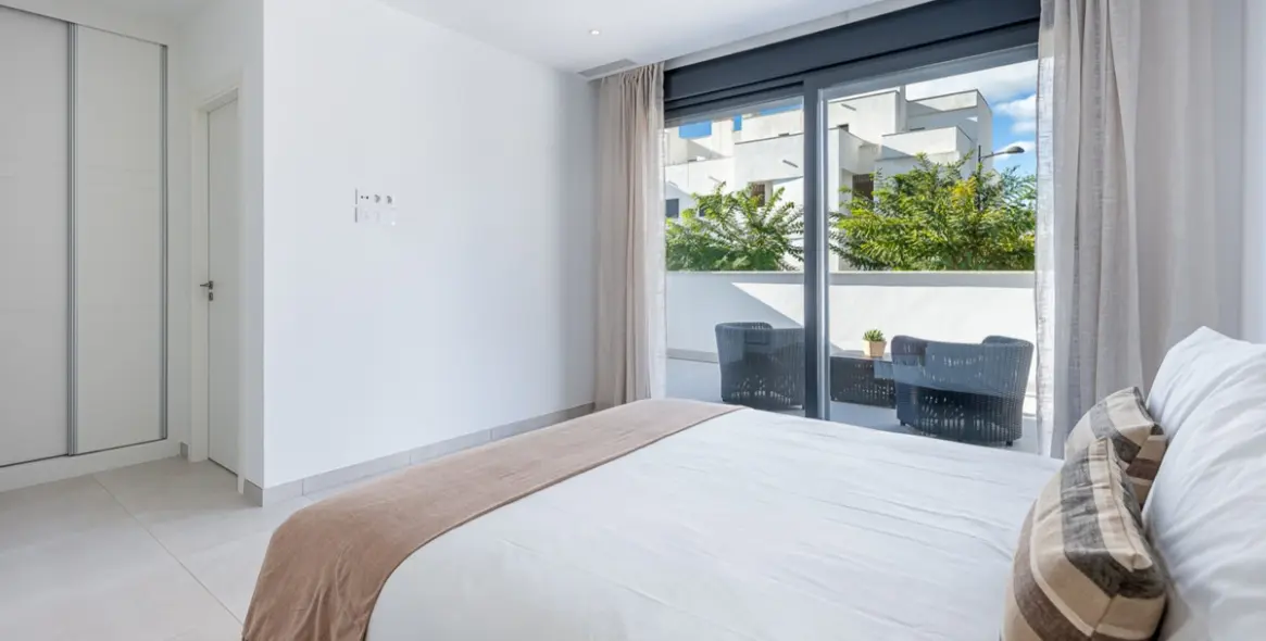 Sale of townhouse in Estepona 13