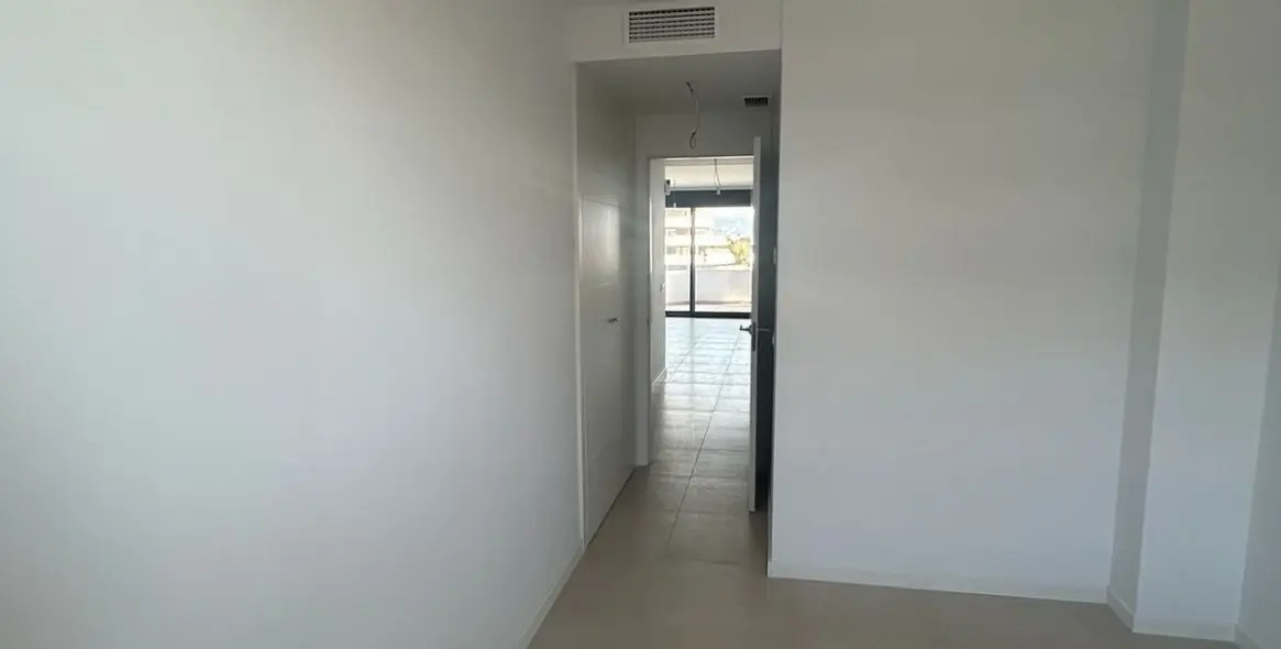 Sale of middle floor apartment in Los Alamos 17