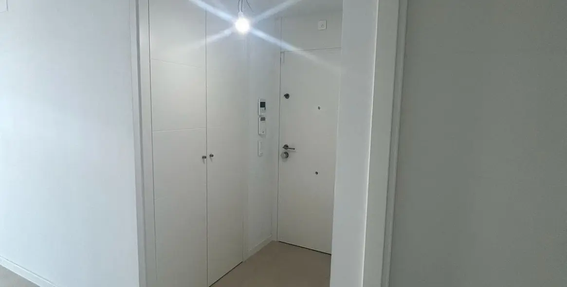 Sale of middle floor apartment in Los Alamos 21